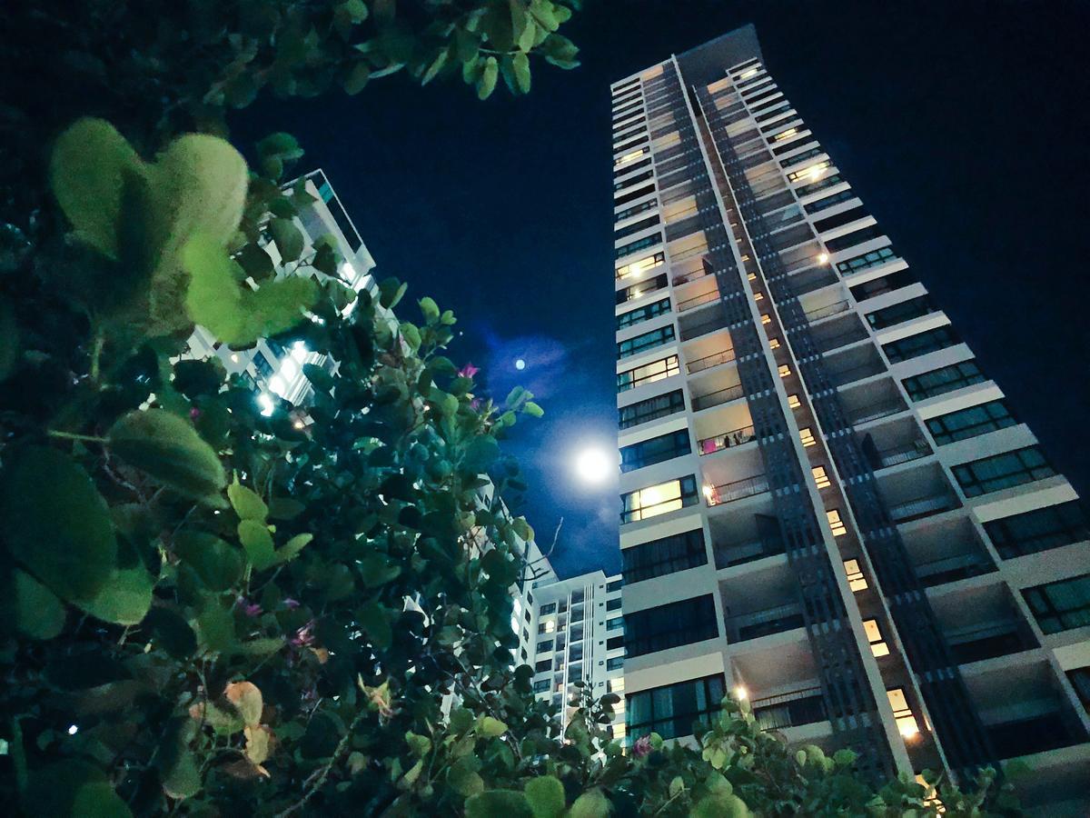 The Base Pattaya 芭提雅基地公寓 מראה חיצוני תמונה